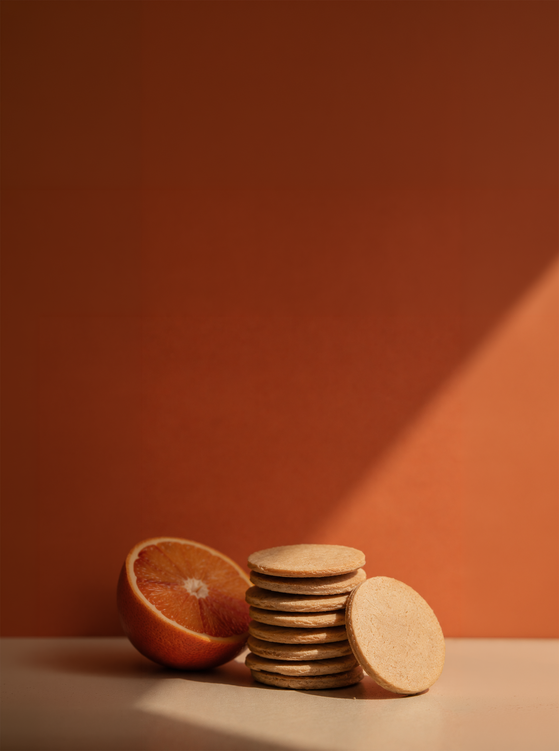 Gingerbread cookies with orange